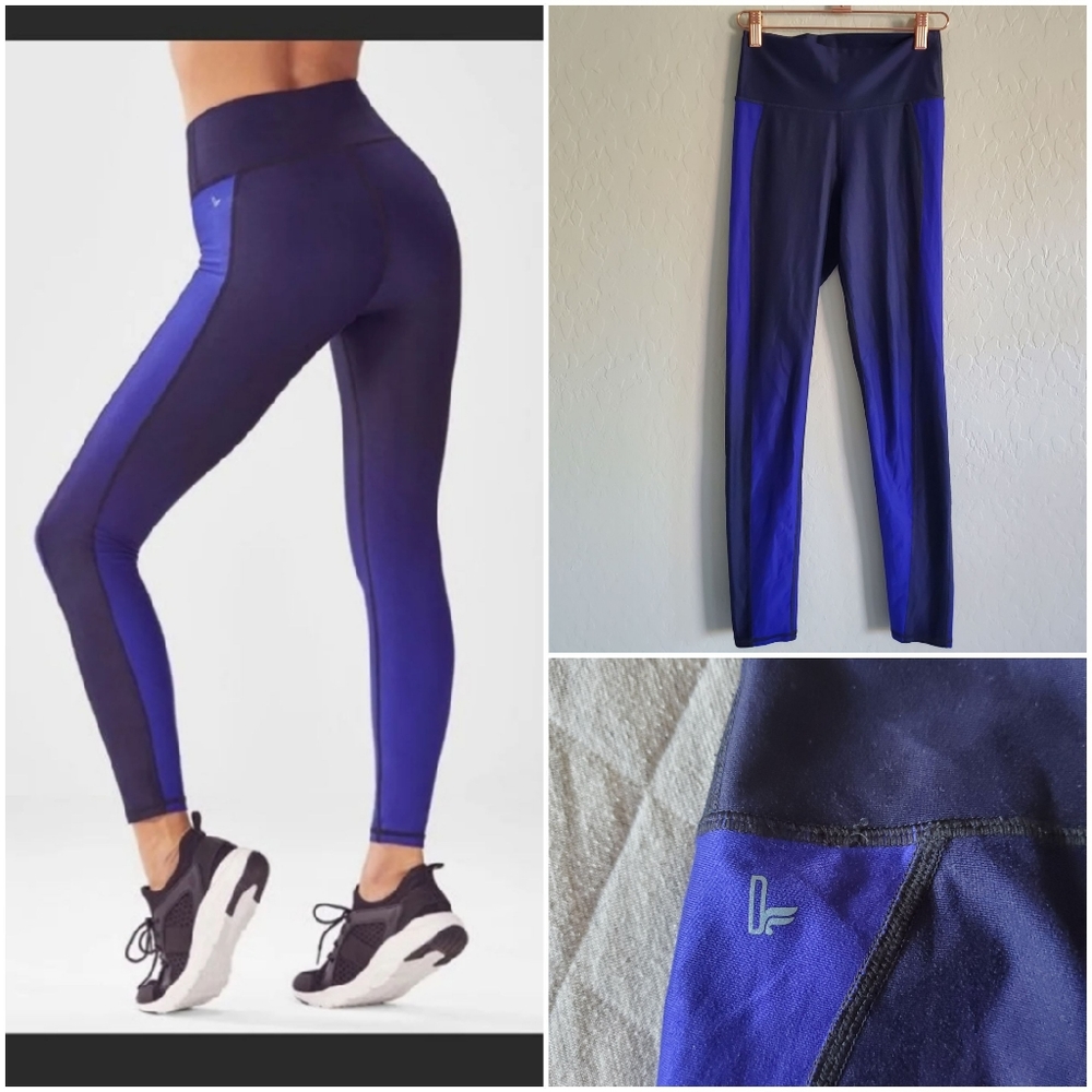 Fabletics x Demi Lovato Leggings
Size XS‎